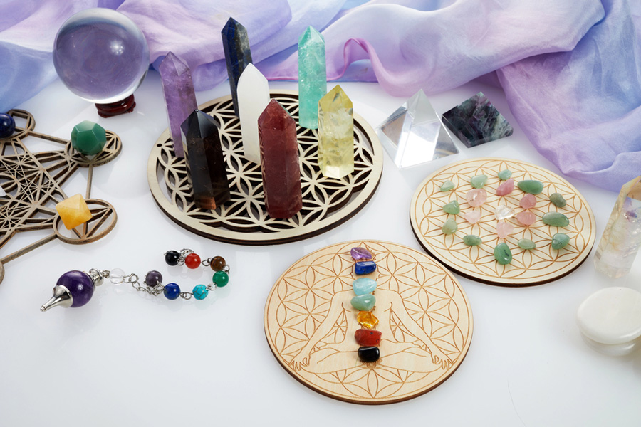 Драгоценные камни — «ЮВЕТОН»